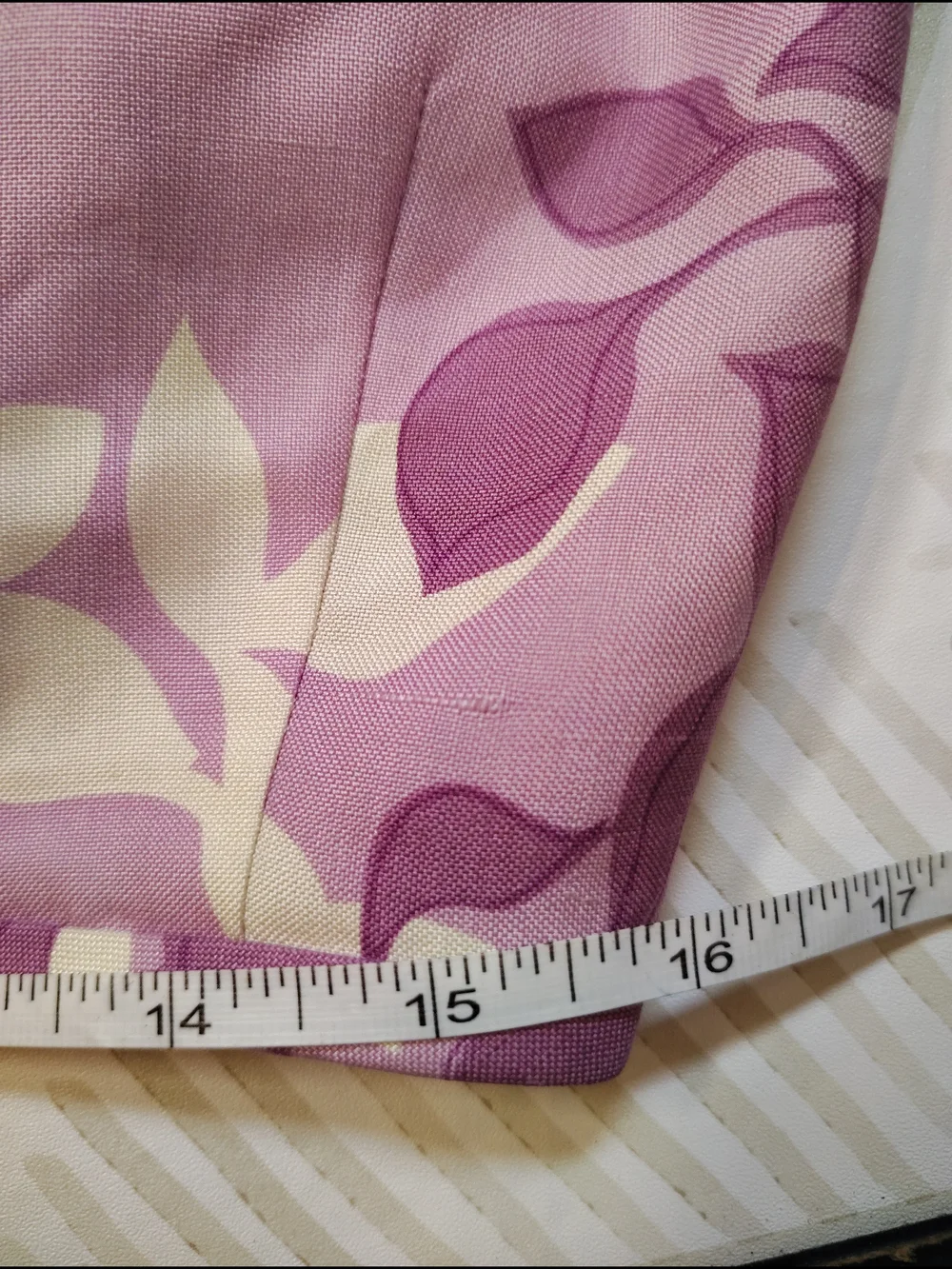 Amanda Smith Floral Pencil Skirt in Lavender and Cream 100%silk Size 12 90s‎